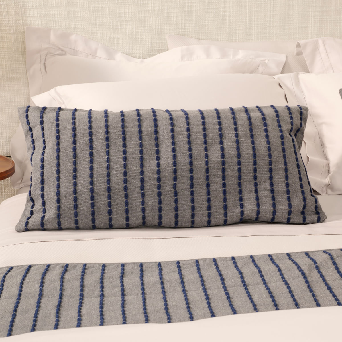 01-01-0554-Capa-de-Almofada-Hassan-35-x-70-Cinza-Marinho-002