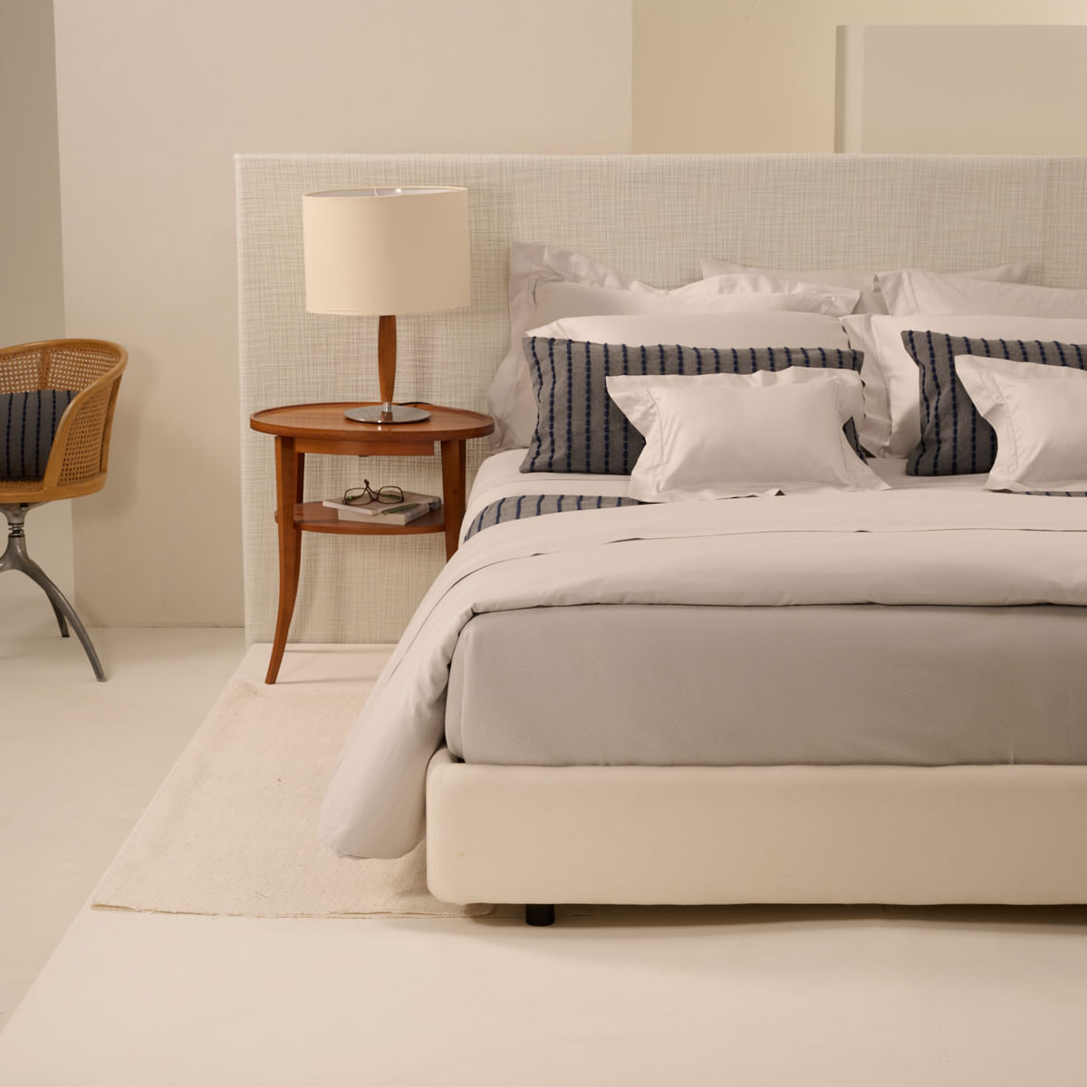 01-15-0068-Peseira-Hassan--Cinza-Marinho-001