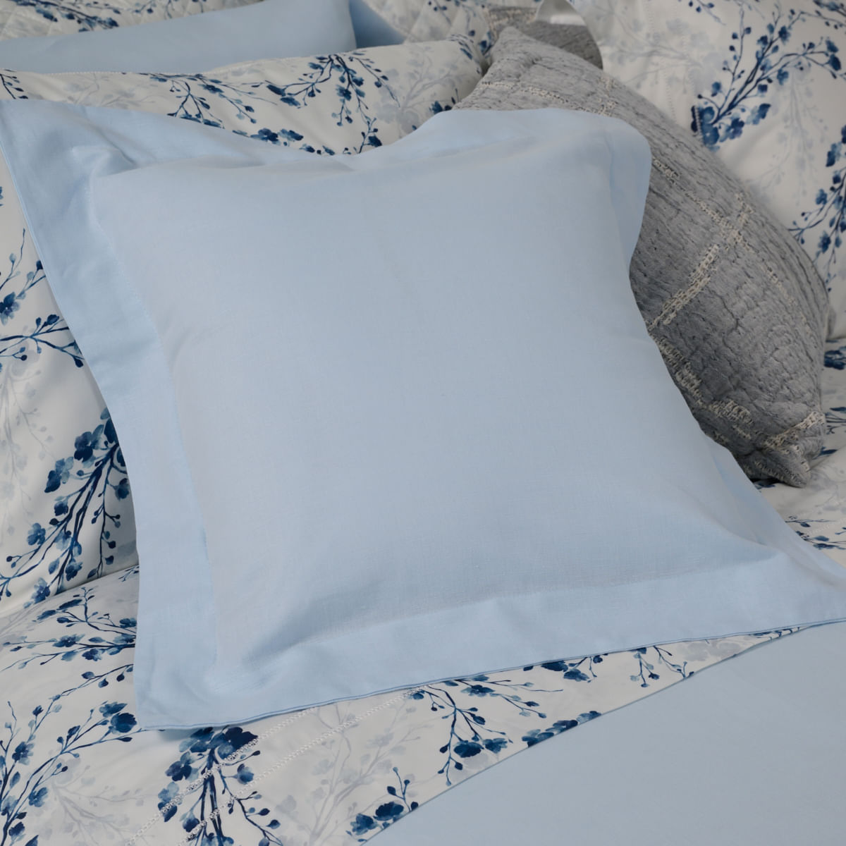 Capa-de-Almofada-Minimalista-Azul--40-x-40-003