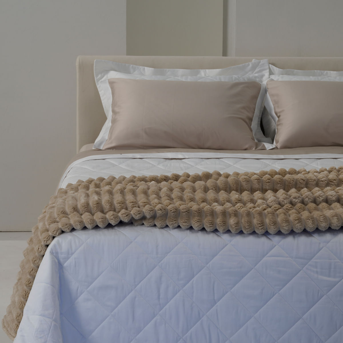 10-01-0540-Cobertor-Denali-Bege-001