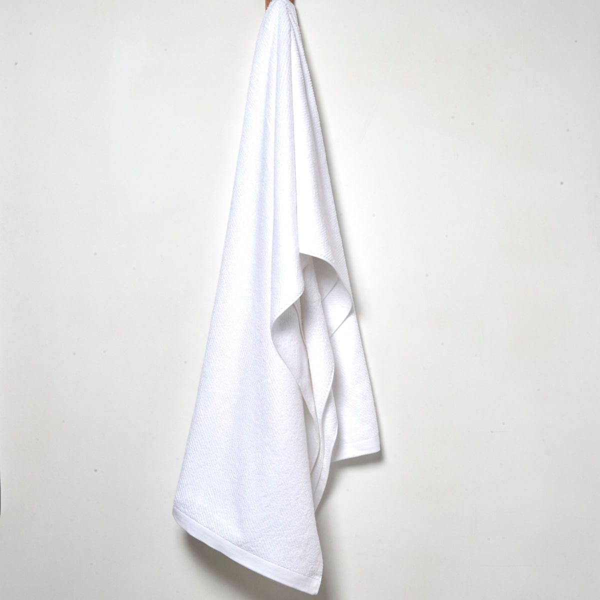 03-09-0065-Toalha-Banho-Porto-Branco-001