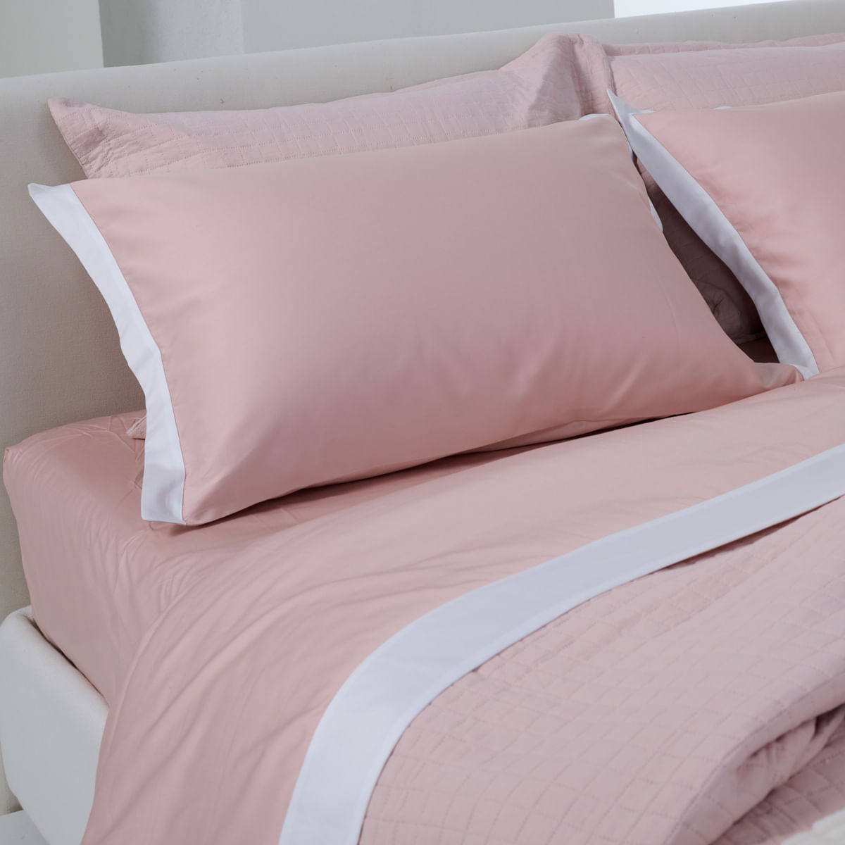 01-09-0637--Fronha-empire-Rose-Branco-003