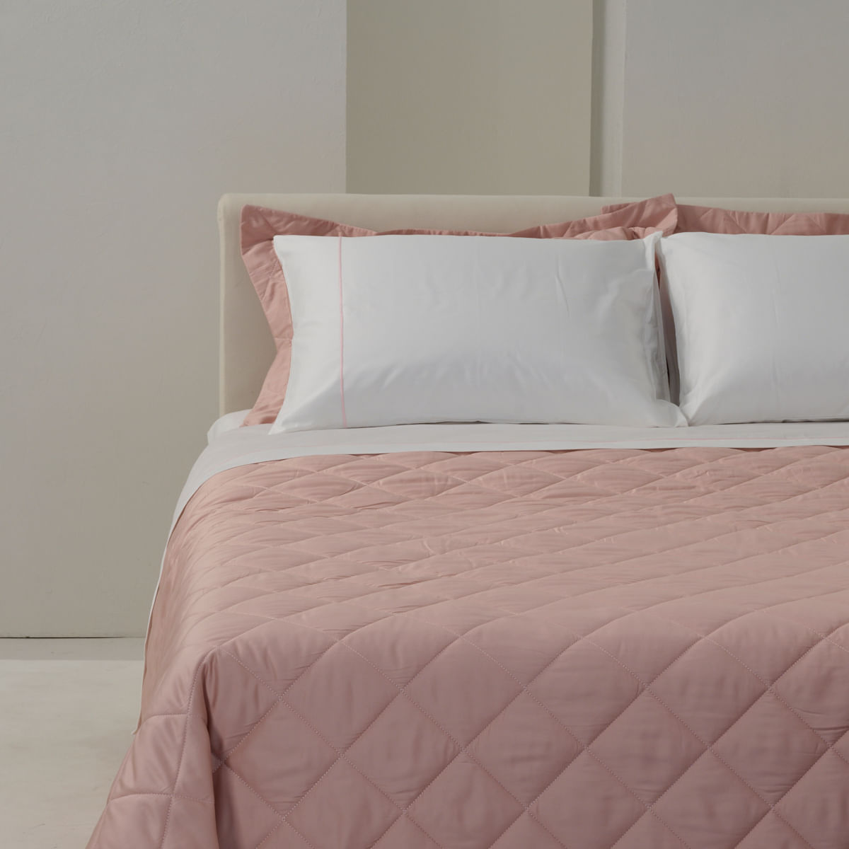10-01-0556-Colcha-Sublime-Rose-001