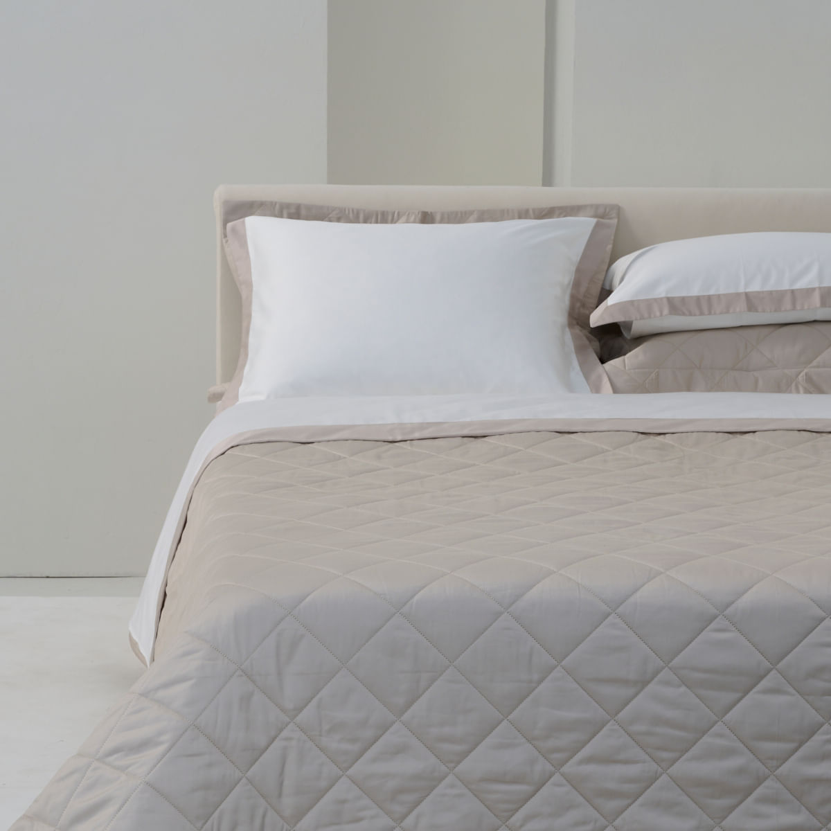 10-01-0556-Colcha-Sublime-Areia-001