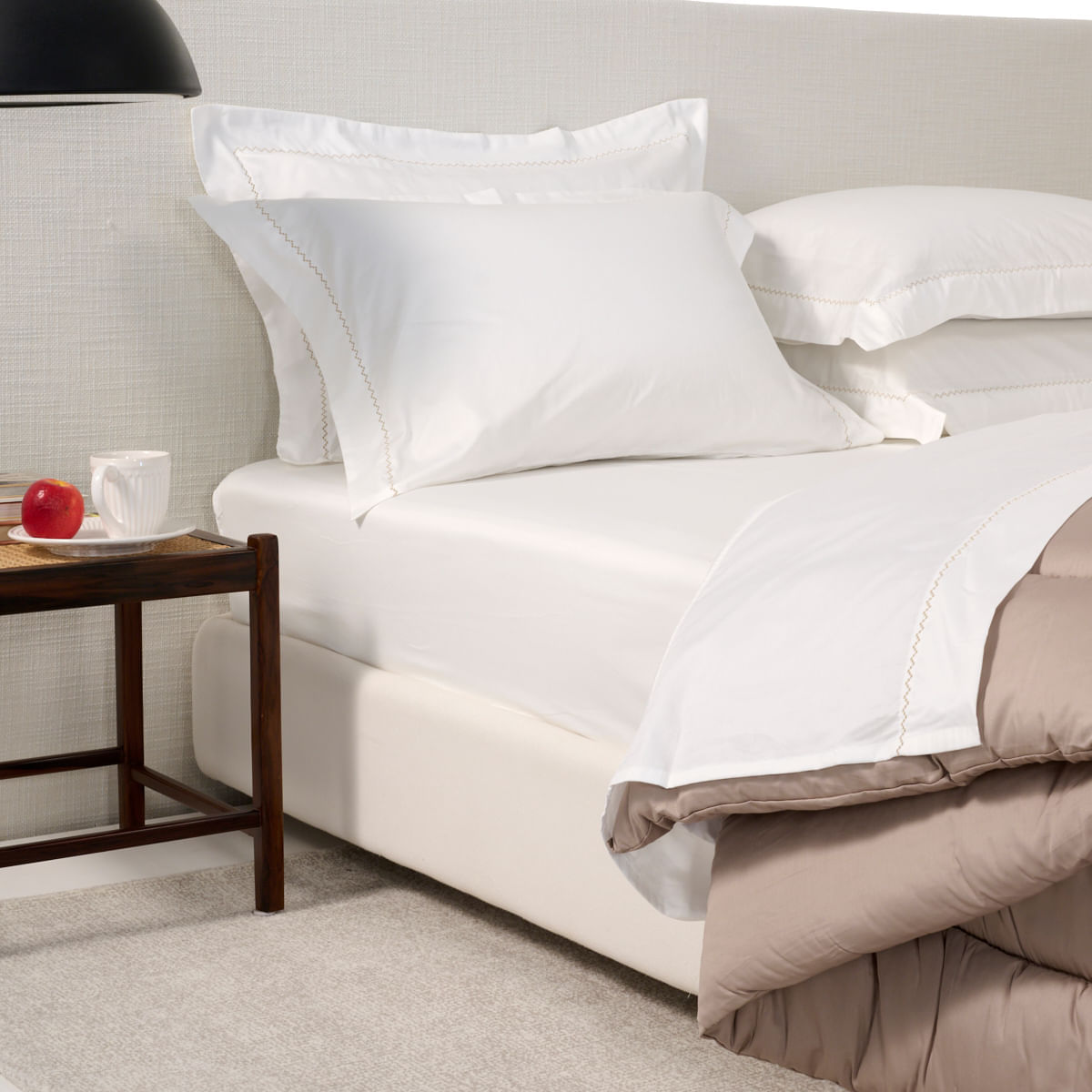 001-10-2424-Jogo-de-Lencol-Montana-Branco-Caqui-002