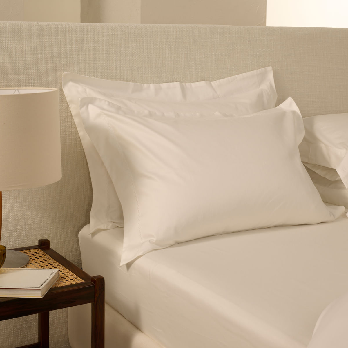 01-09-0690-Kit-Fronha-Montana-Branco-Branco-003