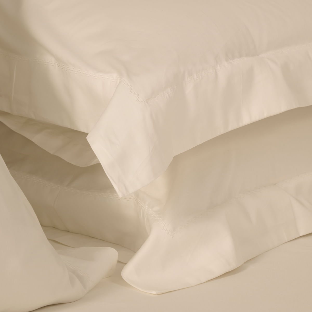 01-09-0690-Kit-Fronha-Montana-Branco-Branco-004