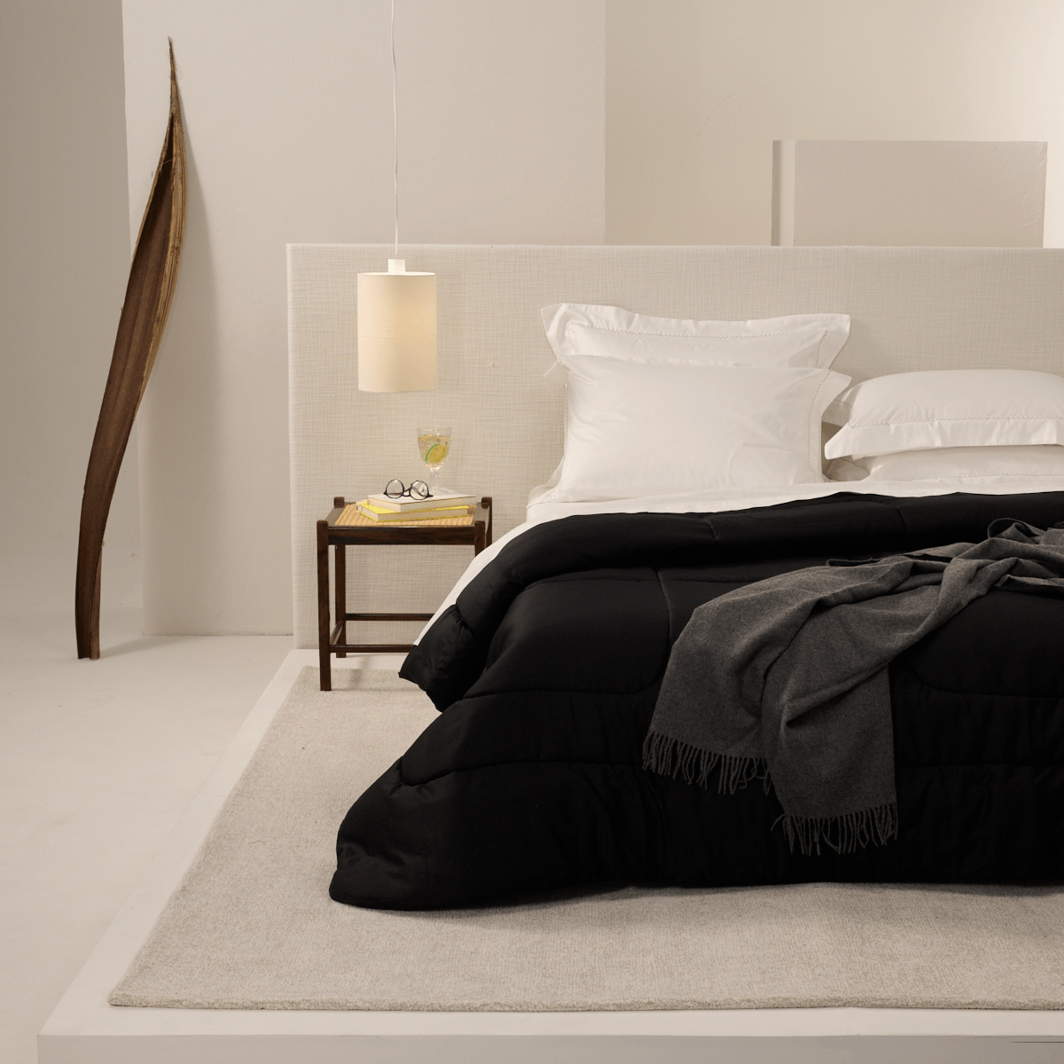 01-07-0216-Edredom-Veneza-Preto-001