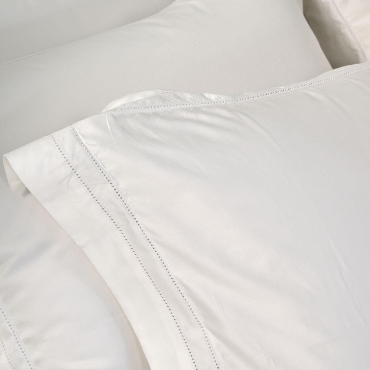 01-09.-0128-Fronha-Capricci-50-x-1-Branco-002