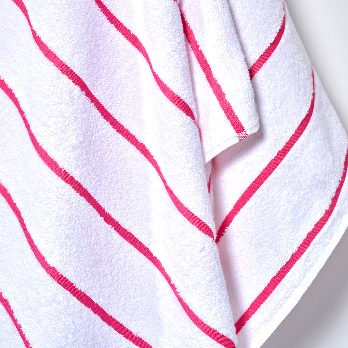 03-12-0025-Toalha-Praia-Summer-Branco-Rosa-002