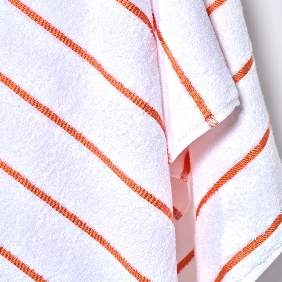 03-12-0025-Toalha-Praia-Summer-Branco-Laranja-002