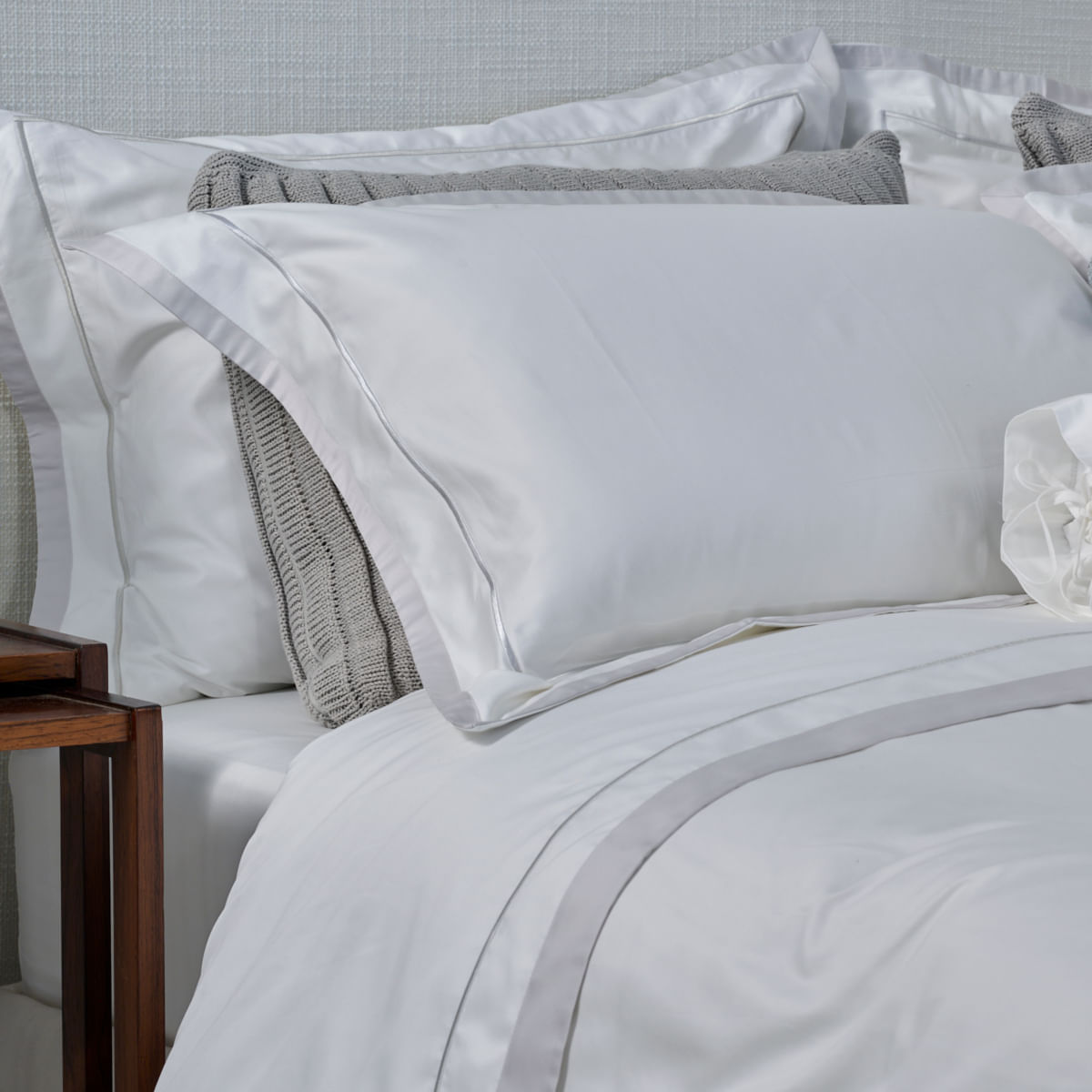 01-10-1300-Jogo-de-Lencol-San-Diego-Branco-Cinza-003