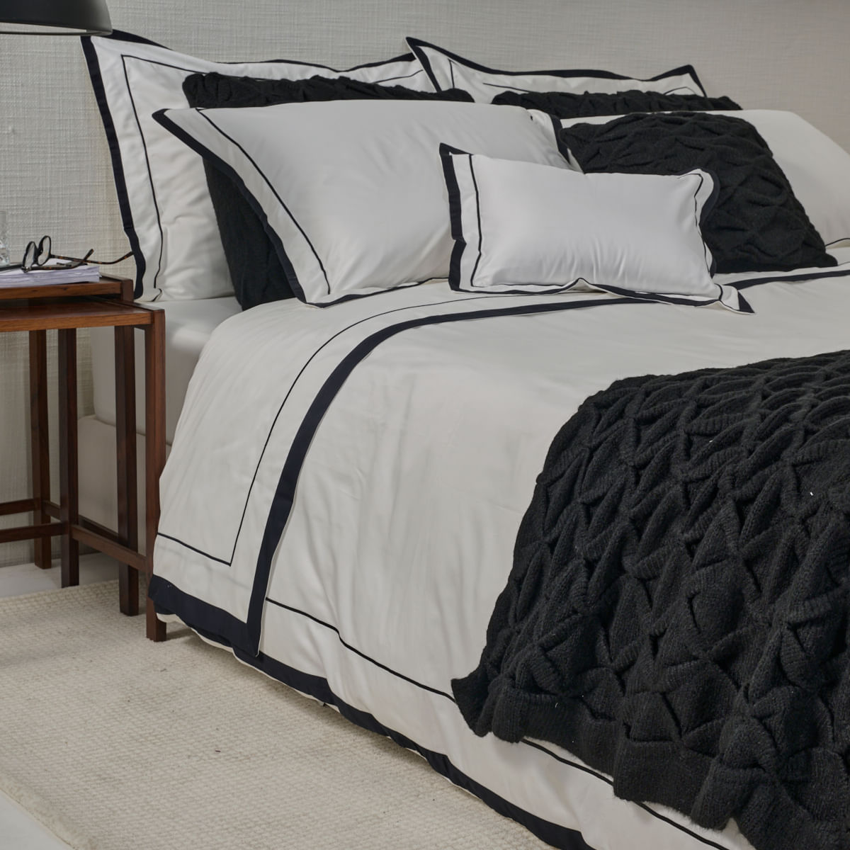 01-01-0206-Capa-de-Almofada-San-Diego-Branco-Preto-002