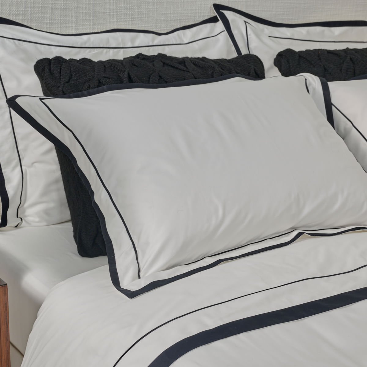 01-10-1300-Jogo-de-Lencol-San-Diego-Branco-Preto-003