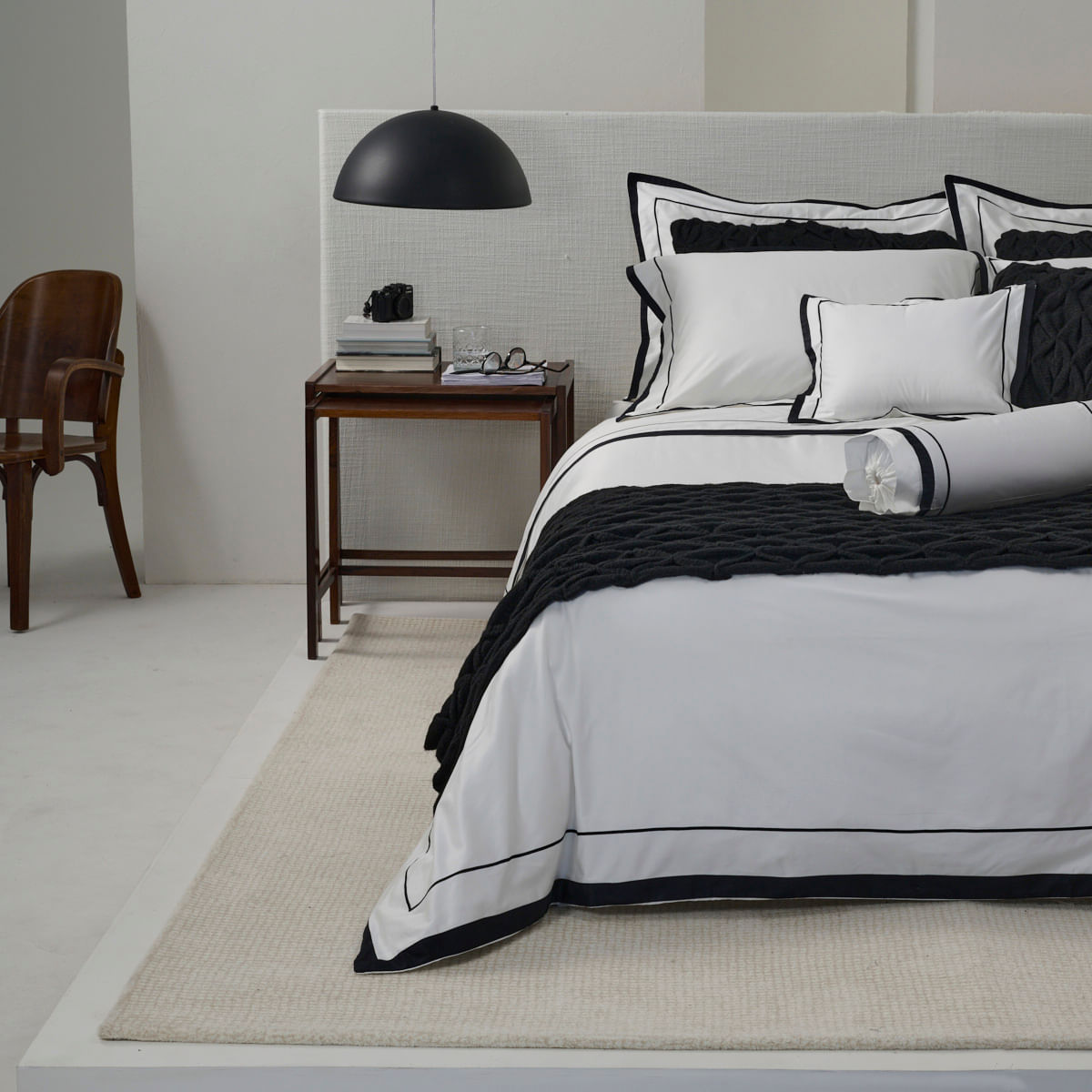 01-01-0367-Capa-de-Rolinho-San-Diego-Branco-Preto-001