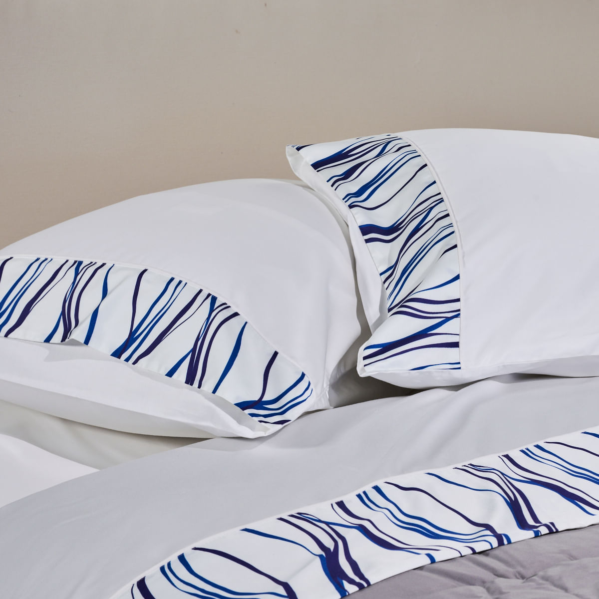 10-01-0408-Jogo-de-Lencol-Panorama-Branco-Azul-Royal-002