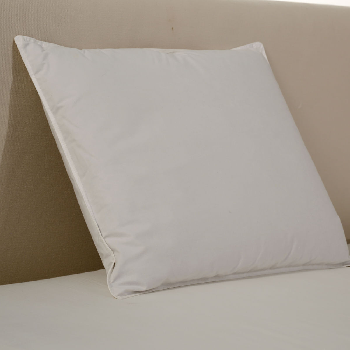 01-18-0022-Travesseiro-100---pluma-40-x-50-001