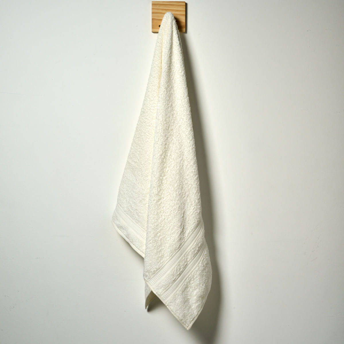 03-15-0011-Toalha-de-Banho-Heritage-Marfim-001