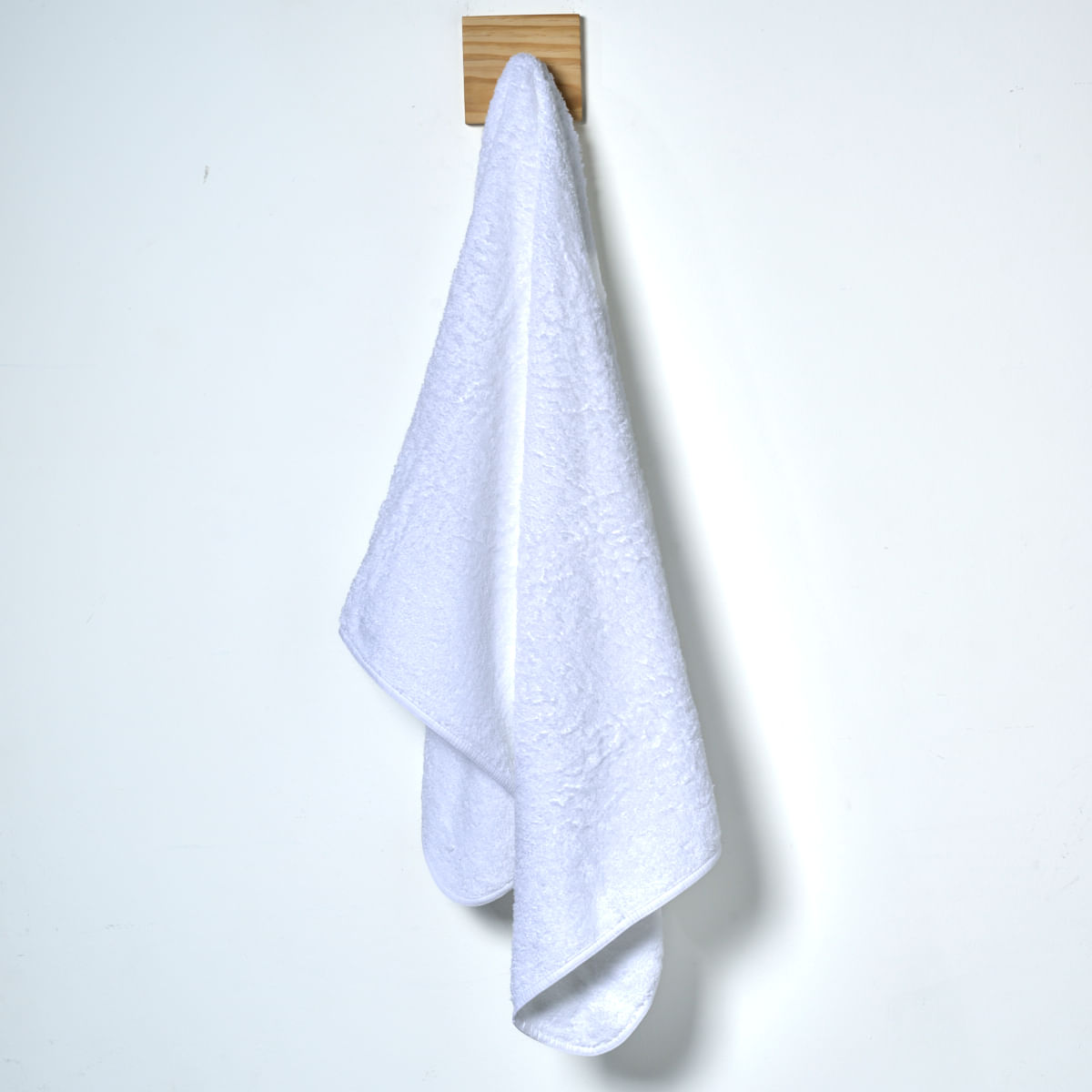 08-02-0019-Toalha-Banho-Lisboa-Portuguesa-Branco-001