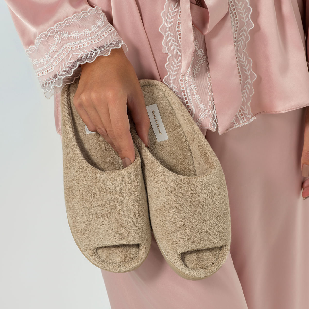 06-06-00443-Conjunto-Le-Reve-Nude---06-02-0005-Chinelo-Rid-Bege-059